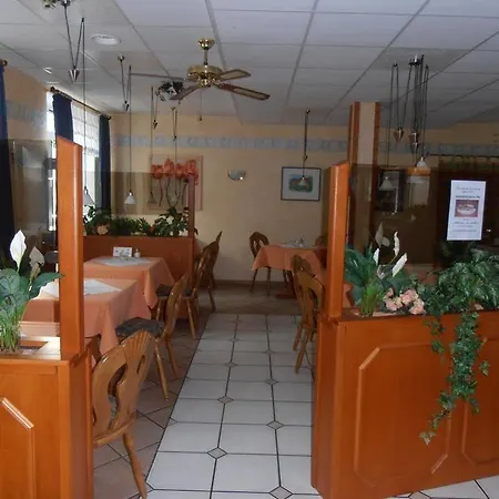 Guest house Schadde 3*